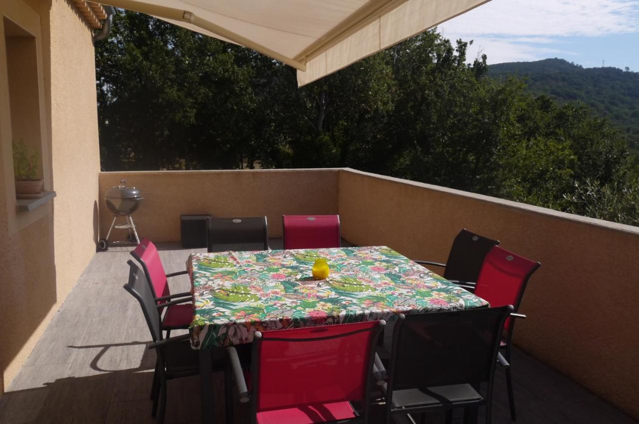Les Oliviers Vallon-Pont-dʼArc Exterior foto